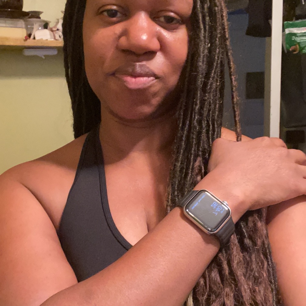 Meet your Posher, Rosia